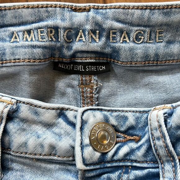 American Eagle Hi Rise Shortie - Picture 3 of 7